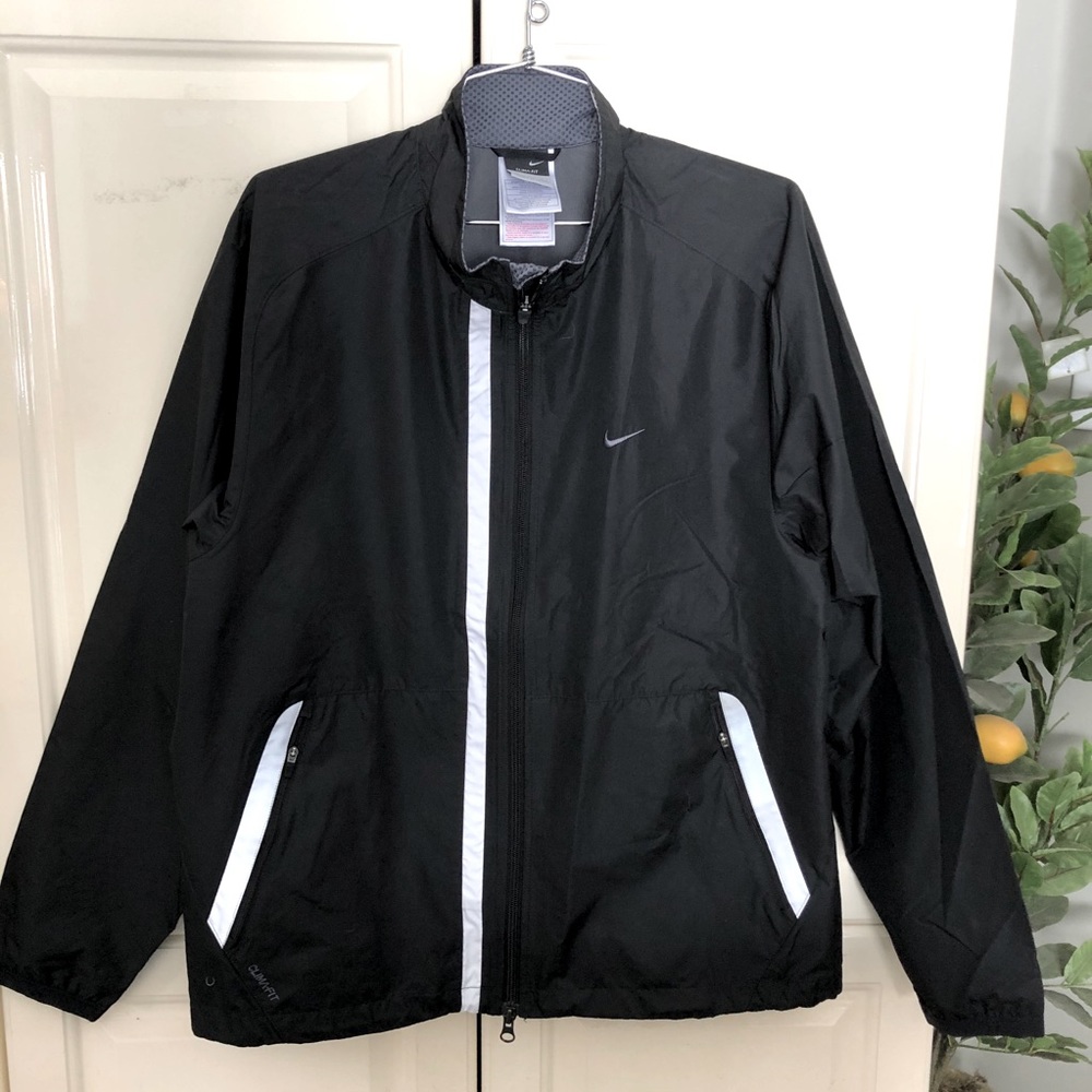 NWOT Men’s Nike CLIMA-FIT Jacket - Size Medium